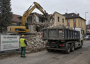 demolice-staveb-300x215.jpg
